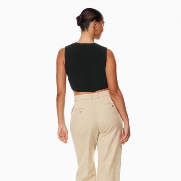 Aritzia Babaton Sculpt Knit Muscle Cropped Tank size M - Picture 3 of 8